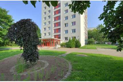 Wohnung zum Mieten in Halle 225,00 € 26.3 m²