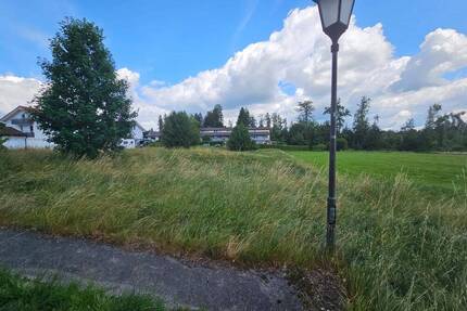 Grundstück mit Vorbescheid für Einfamilienhäuser und Planungsvorschlag - Penzberg Steigenberg