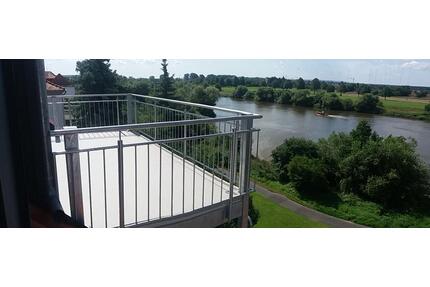 3 ETW, direkte Mainlage mit Balkon, Terrasse + eigenem Garten - Karlstein am Main