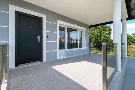 Modernes Einfamilienhaus bei Plowdiw – Best House 1 - Straubing