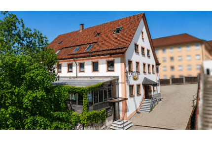 Haus zum Kaufen in Bad Waldsee 650.000,00 € 1 m²