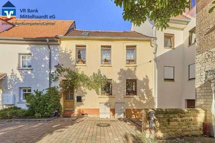 Haus zum Kaufen in Bad Dürkheim 250.000,00 € 120 m²