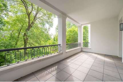 Wohnung zum Kaufen in Düsseldorf-Oberkassel 1.850.000,00 € 169 m²