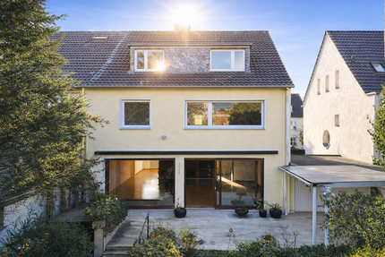 Haus zum Kaufen in Hilden 695.000,00 € 292 m²