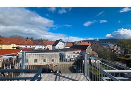 Renovierte Wohnung mit Balkon in Weissenburg - Pleinfeld