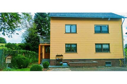 Einfamilienhaus im GrünenPlatzGroßes NebengebäudeStallRuhig - Morbach