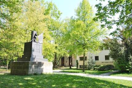 Verkauft ! 2-Familienhaus mitten im Park in der Regenburger Innenstadt - Regensburg