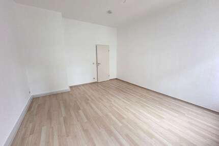 Wohnung zum Mieten in Leipzig 320,00 € 39 m²