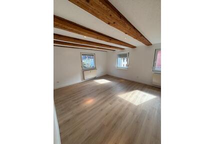 3,5 Zimmerwohnung zu vermieten - 950,00&nbsp;EUR Kaltmiete, ca.&nbsp; 99,75&nbsp;m&sup2; in Vöhrenbach (PLZ: 78147)