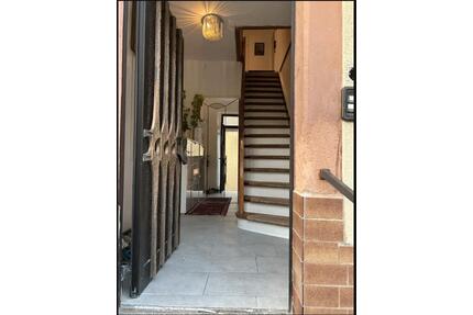 Großzügiges 6 Zimmer Haus - 1.600,00&nbsp;EUR Kaltmiete, ca.&nbsp; 180,00&nbsp;m&sup2; in Großwallstadt (PLZ: 63868)