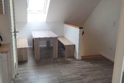 1-Zi. Wohnung kernsaniert, DG, 43 m² in Salzweg zu vermieten - Neuburg am Inn