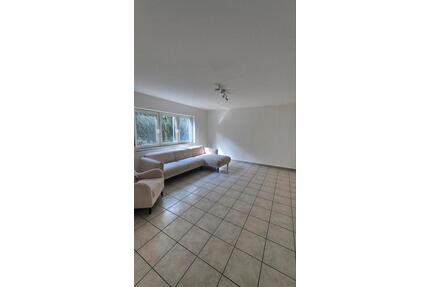 Renovierte 60m² 2-ZW mit Fußbodenheizung und Stellplatz im Grünen - Burscheid