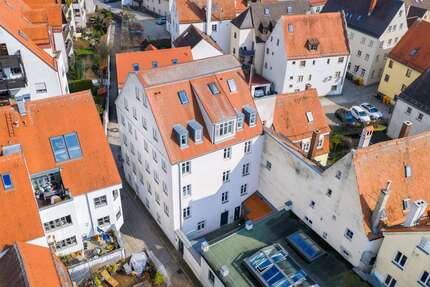 Wohnung zum Kaufen in Augsburg 299.000,00 € 61.87 m²