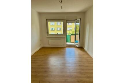 Sanierte 2-Raumwohnung im 2.OG in Waltershausen