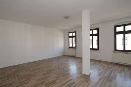 Wohnung zum Mieten in Chemnitz 275,00 € 61.46 m²