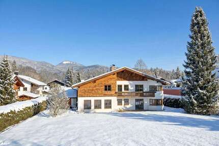 Haus zum Kaufen in Krün 1.400.000,00 € 297 m²