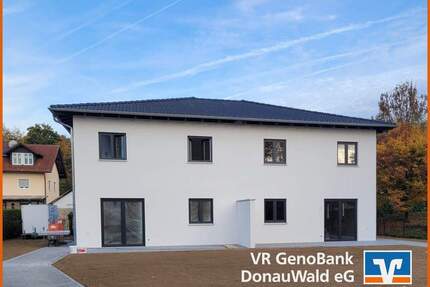 Tolle Neubau-Doppelhaushälfte in bevorzugter Lage von Hengersberg!