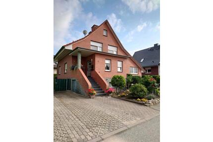 Bezugsfertiges Einfamilienhaus in ruhiger Lage - Goldberg