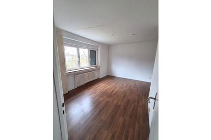 Helle 1-Zimmer-Wohnung mit Einbauküche in Coburg