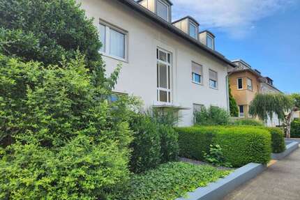 Haus zum Kaufen in Köln 2.100.000,00 € 569 m²
