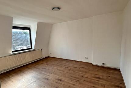 Schöne 2,5 Zimmer Wohnung in zentraler Lage Bremerhaven - Cuxhaven Groden