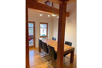 Ruhige Dachgeschosswohnung direkt am Grüttpark - Lörrach