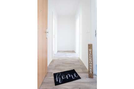 Wohnung zum Mieten in Schönebeck 303,06 € 50.51 m²