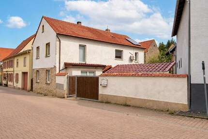 Haus zum Kaufen in Ilbesheim 249.000,00 € 127.04 m²