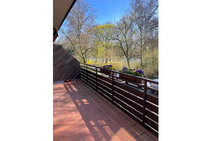 Top Lage am Park: 2-Zimmer-Wohnung mit großem Balkon & Garage - Krefeld Gellep-Stratum