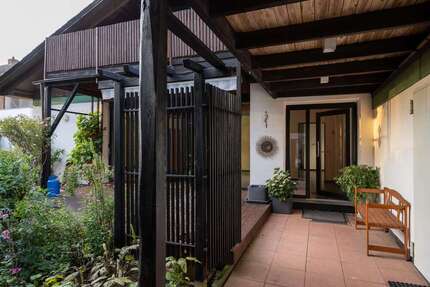 Haus zum Kaufen in Oldenburg 389.000,00 € 141.58 m²