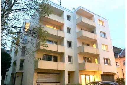 Haus zum Kaufen in Frankfurt 11.950.000,00 € 1850 m²