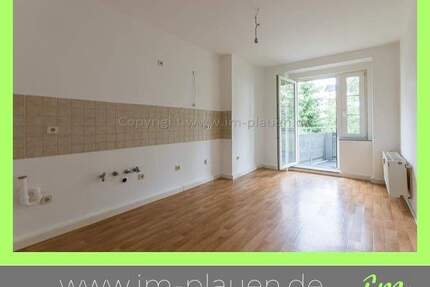 Balkon - separates WC - Badewanne - 76 m² | 3-Zimmer-Wohnung Plauen Haselbrunn