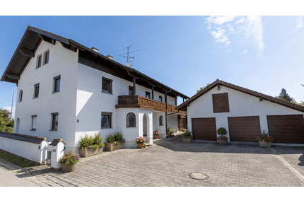 Haus zum Kaufen in Moos 439.000,00 € 311 m²