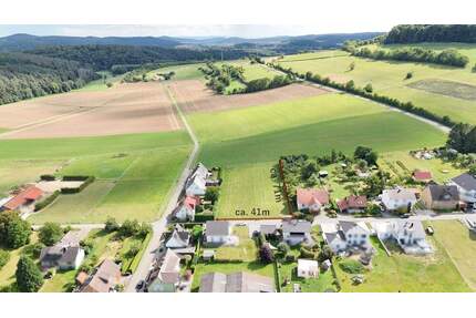 An Feld und Wiesen! Baulücke mit über 3000m² mit top Aussicht, für 2 Häuser genehmigt! - Wolfhagen Ippinghausen