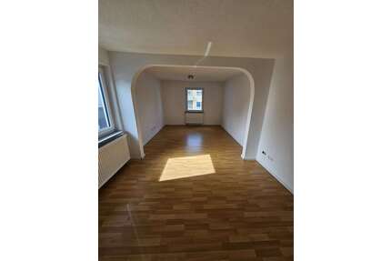Wohnung zum Kaufen in Leonberg 245.000,00 € 86 m²