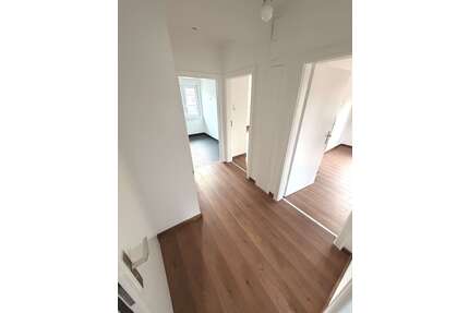 Wohnung zum Kaufen in Karlsruhe 190.000,00 € 51.42 m²