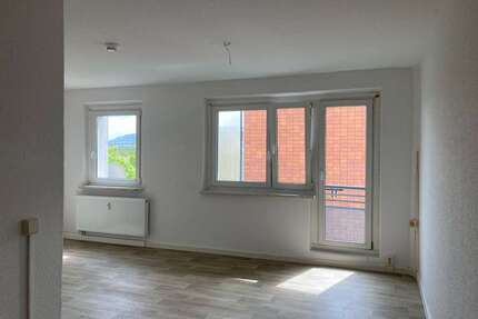 Wohnung zum Mieten in Ohrdruf 370,00 € 61.18 m²