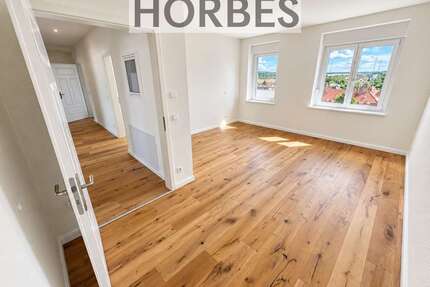 Wohnung zum Mieten in Meerane 1.200,00 € 115.08 m²