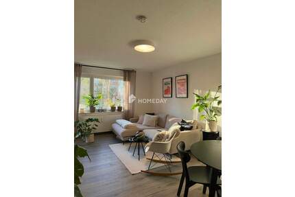 Sofort bezugsfrei: Sonnige 2-Zimmer-Wohnung mit Loggia & Stil - altersgerecht & komfortabel wohnen - Hannover List