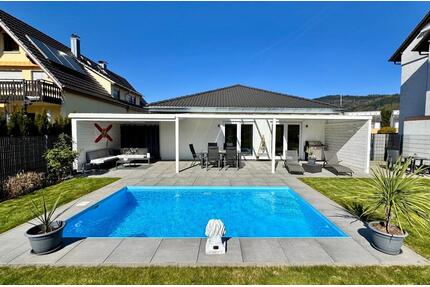 Moderner Neubau Bungalow in Top-Lage , BJ 2021 mit Garten & Pool - Oberkirch
