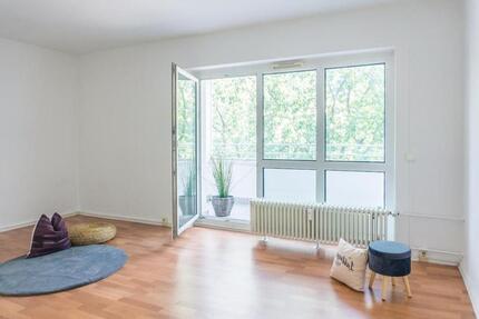 Modernisierte Balkonwohnung im Zentrum - Chemnitz