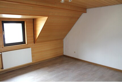 Aschaffenburg Damm - 2 ZKB mit Balkon zu vermieten
