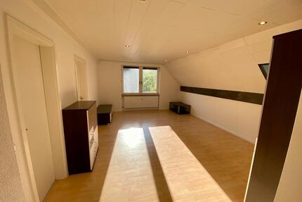 Helle Galerie-Dachgeschosswohnung in Eberstadt - Provisionsfrei - Darmstadt