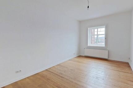 Schöne 2-Zimmer-Wohnung mit großer Küche und modernem Tageslichtbad - Rendsburg