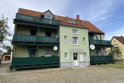Charmante 2-Zimmer-Wohnung im Erdgeschoss mit Balkon in ruhiger Wohnlage von Riesa-Poppitz!