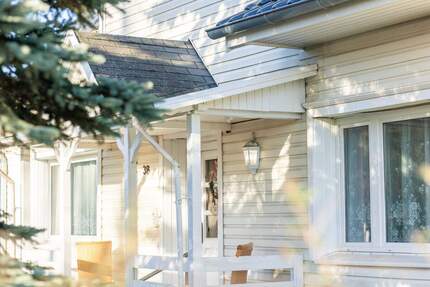 Friedrichsthal-Attraktives Einfamilienhaus mit viel Entwicklungspotenzial auf großzügigem Grundstück - Schwerin