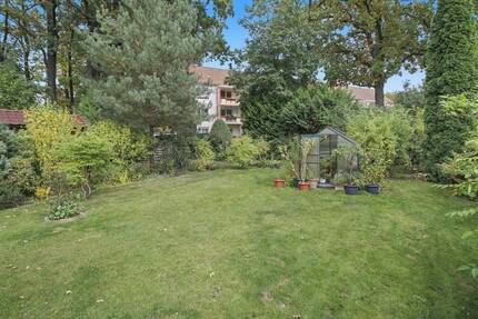 Grundstück mit Potenzial zur Wohnbebauung in Erkner: Bebauung nach B-Plan, Bestandsgebäude vorhanden