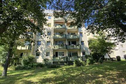Wohnung zum Kaufen in Erfurt 90.000,00 € 60.87 m²