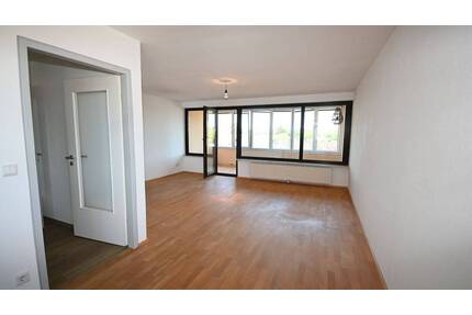 Raum für die Familie! Großzügige 4-Zimmer-Wohnung mit zwei Garagen in Neumarkt, Paul-Keller-Straße - Neumarkt in der Oberpfalz