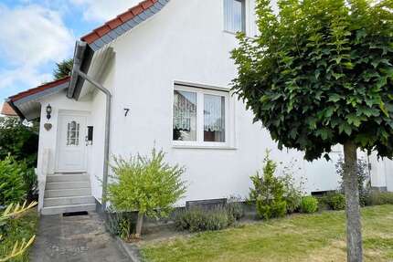 Haus zum Kaufen in Lage 260.000,00 € 134.36 m²